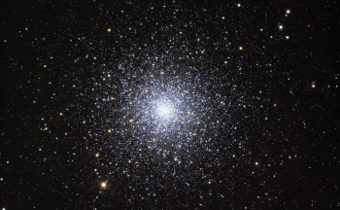 L'amas NGC 5272