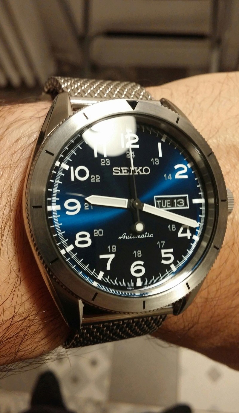 Seiko srp707 top