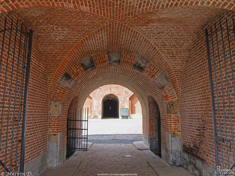 Image hébergée par servimg.com